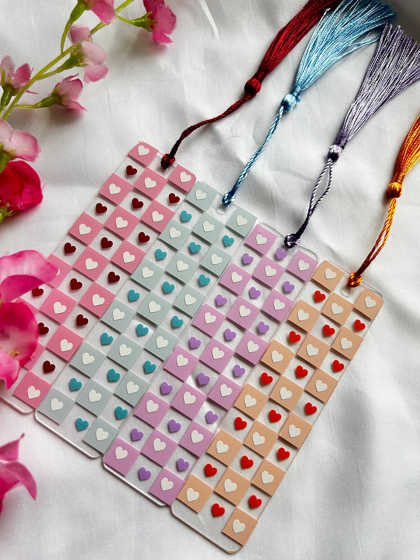Checkered heart bookmarks