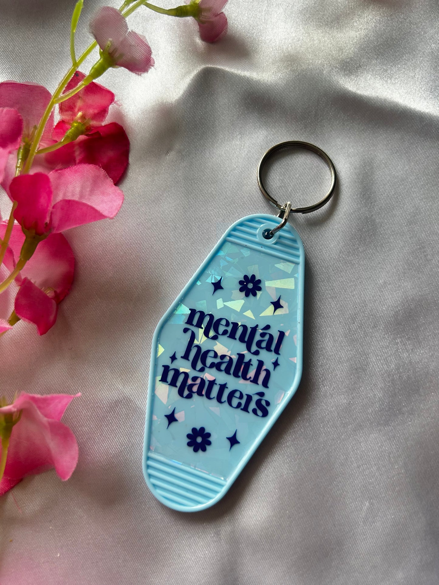 Holographic keyrings