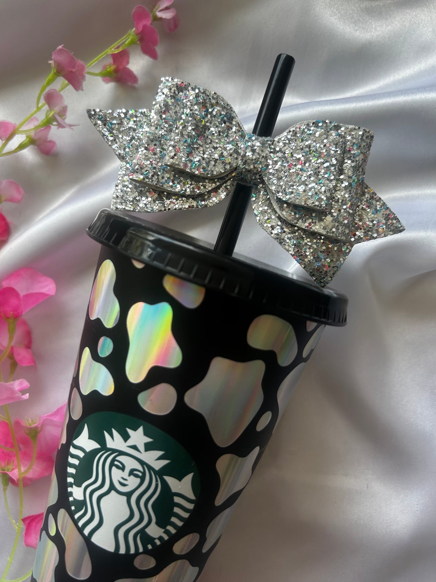 Glitter straw bows
