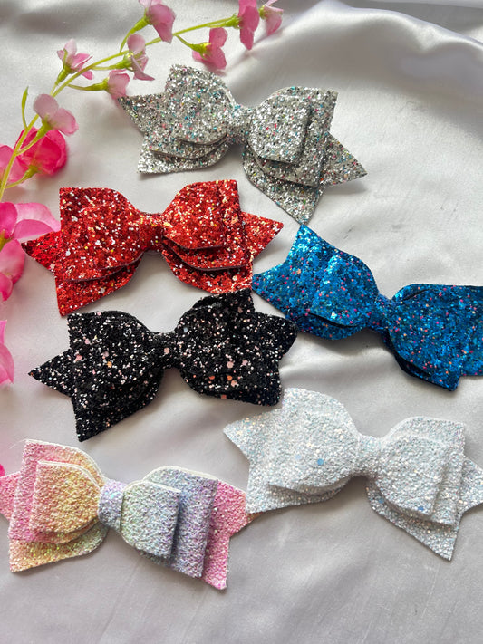 Glitter straw bows